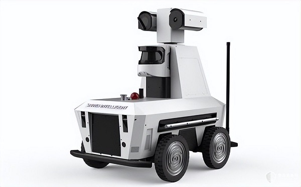 “小白”机器人探测集装箱辐射